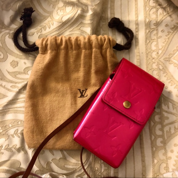 ❌SOLD❌Louis Vuitton Pink Vernis Mini Pouch w/Strap - Picture 5 of 7